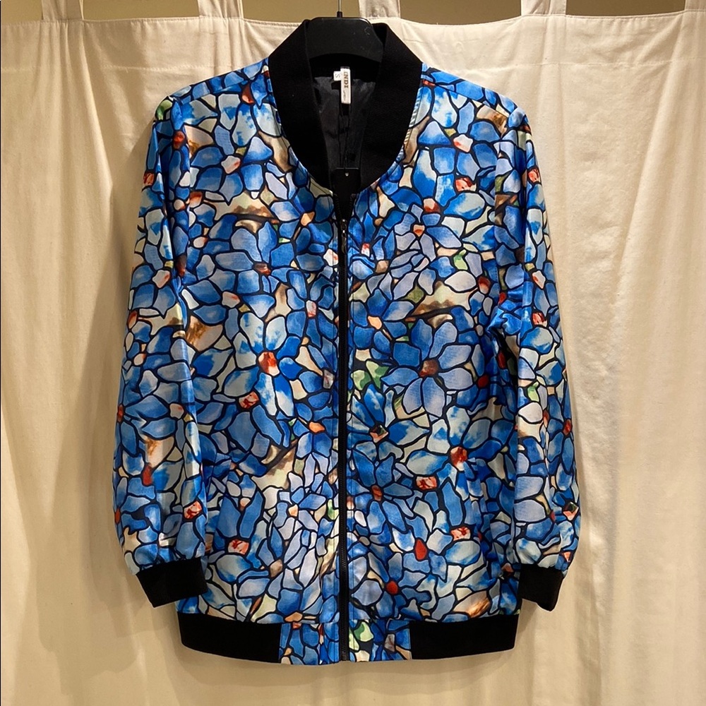 Lindi Bomber Jacket with Tiffany Clematis Print